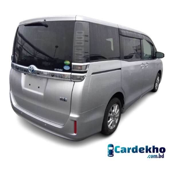 Toyota Voxy Hybrid 2020