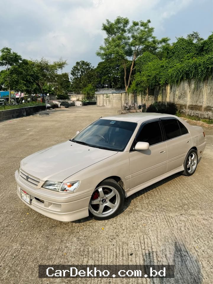 Toyota corona premio