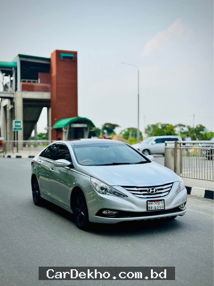 Hyundai Sonata 2012