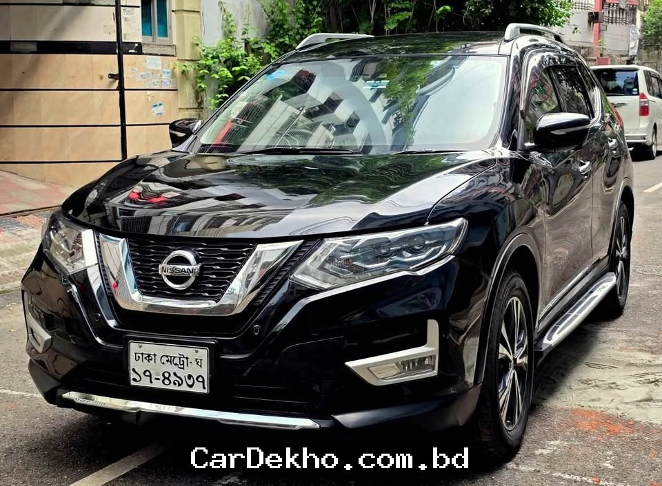Nissan x-trail advance premium