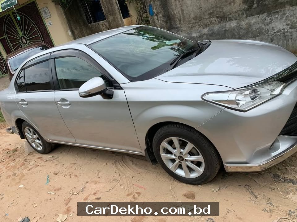 Toyota axio 2017