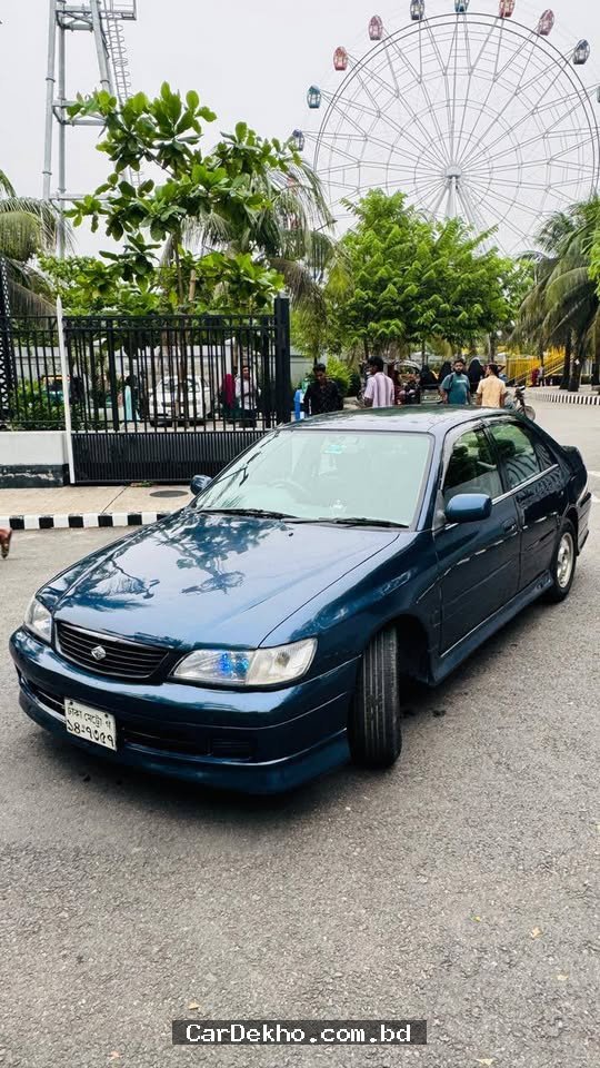 Toyota corona premio