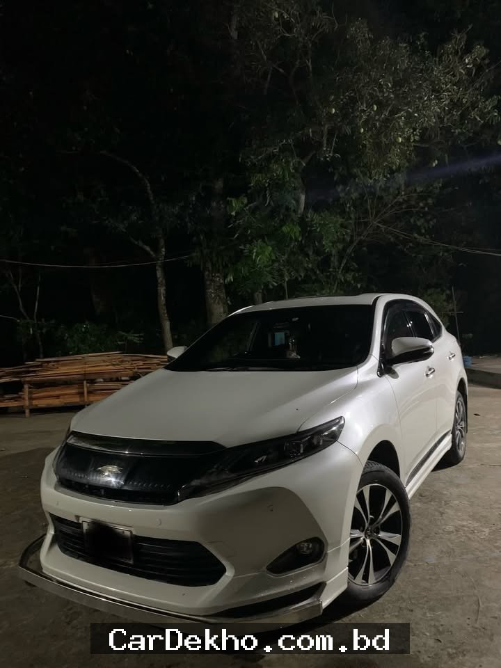 Toyota harrier advanced premium 2015