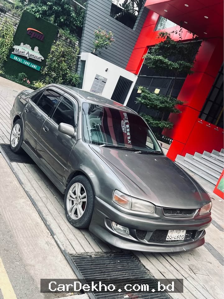 Toyota Corolla 111