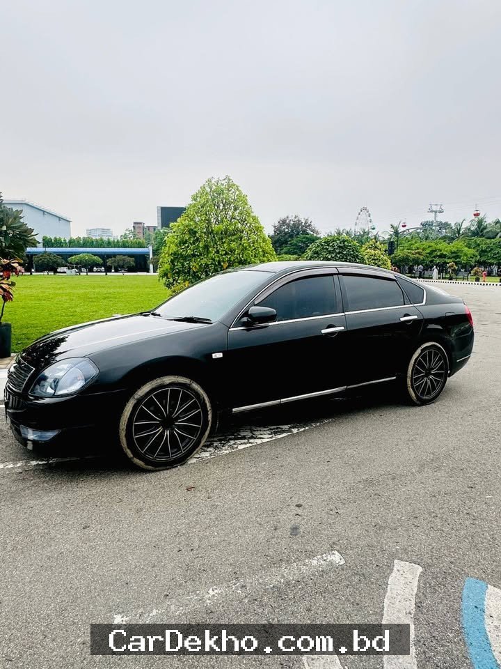 Nissan teana