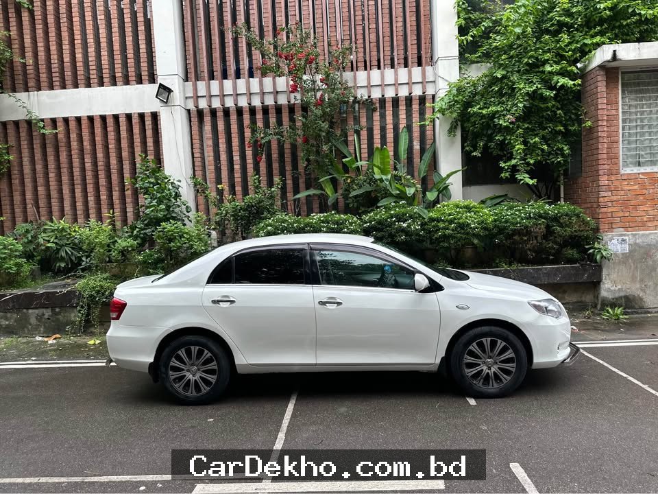 Toyota Axio 2011 
