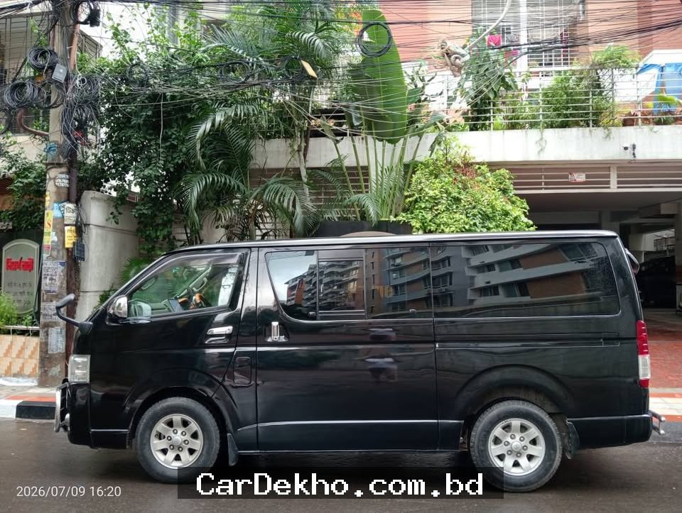 Toyota HiAce GL 