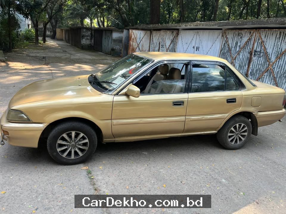 Toyota Corolla EE-90