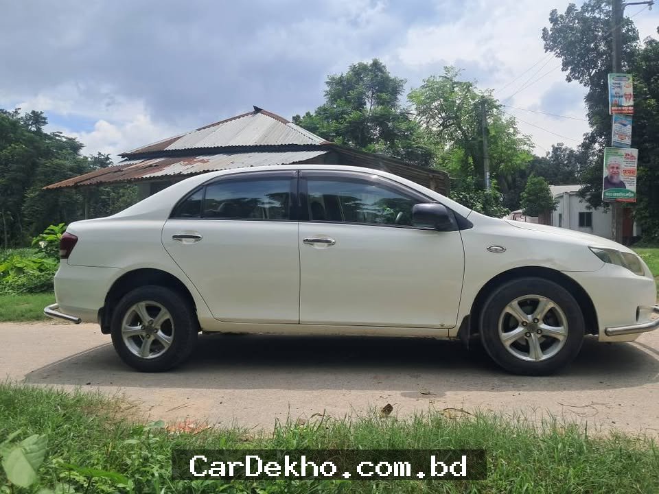 TOYOTA AXIO 2010