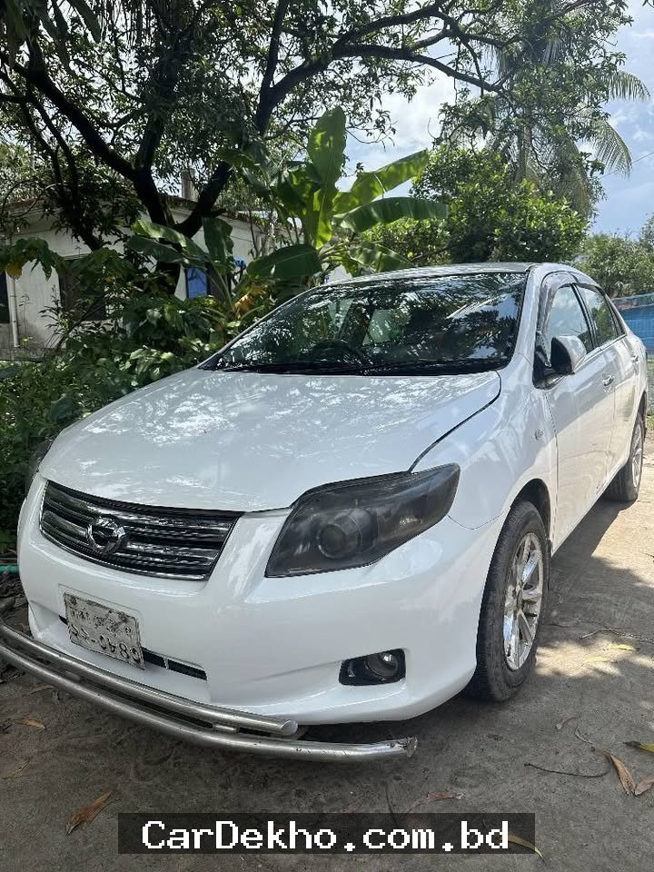 Toyota Axio model 2010