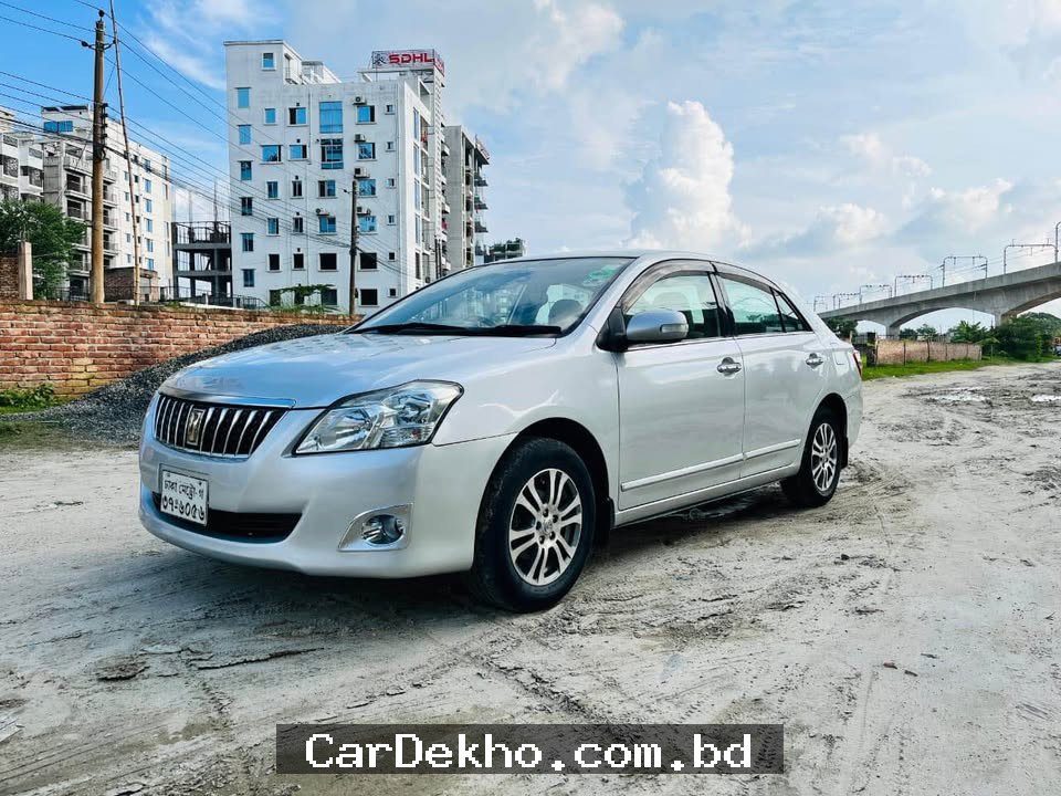 Toyota Premio F