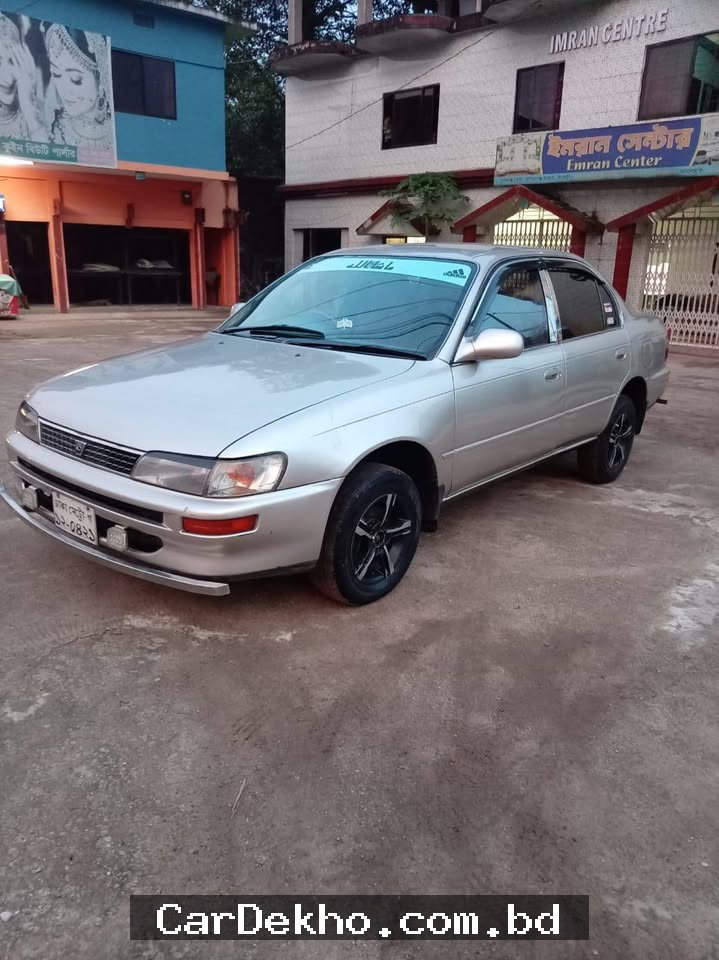 Toyota Corolla AE100