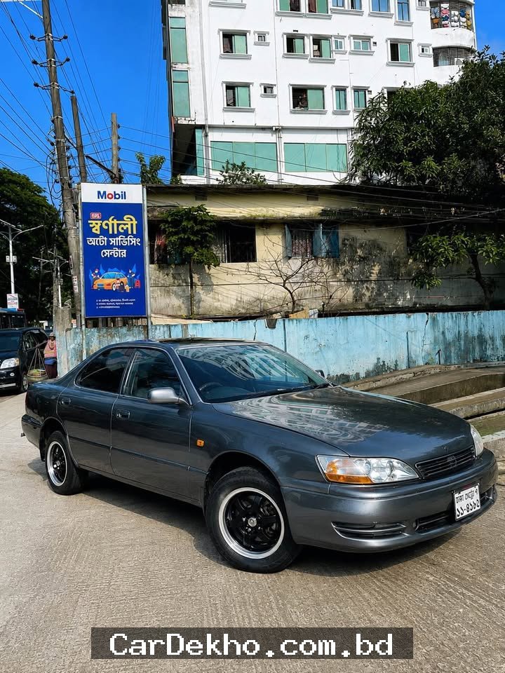Toyota Vista Windom Luxury Car