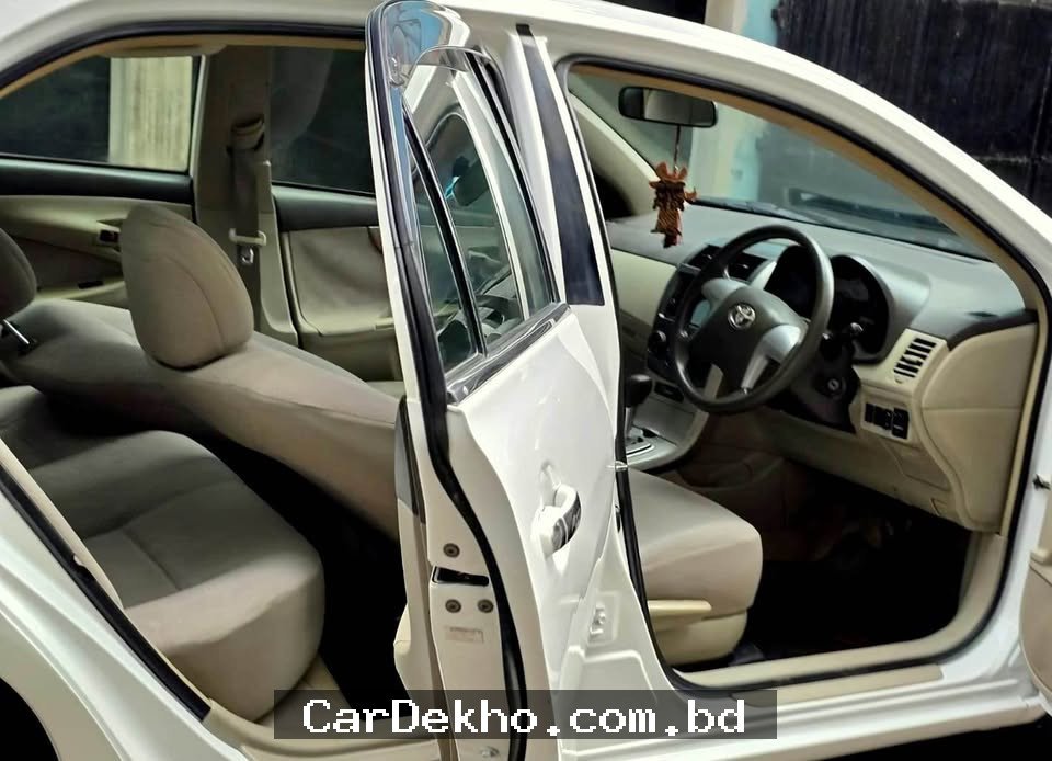 Toyota Axio X - Gallery Image 6