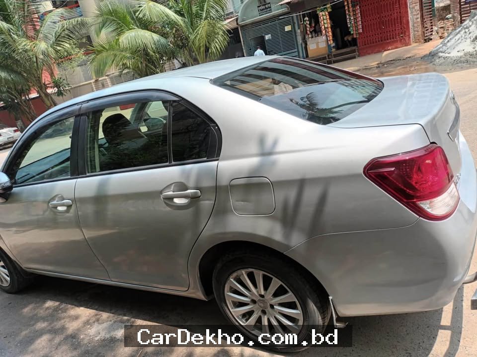 Toyota Axio Model 2012 - Gallery Image 2