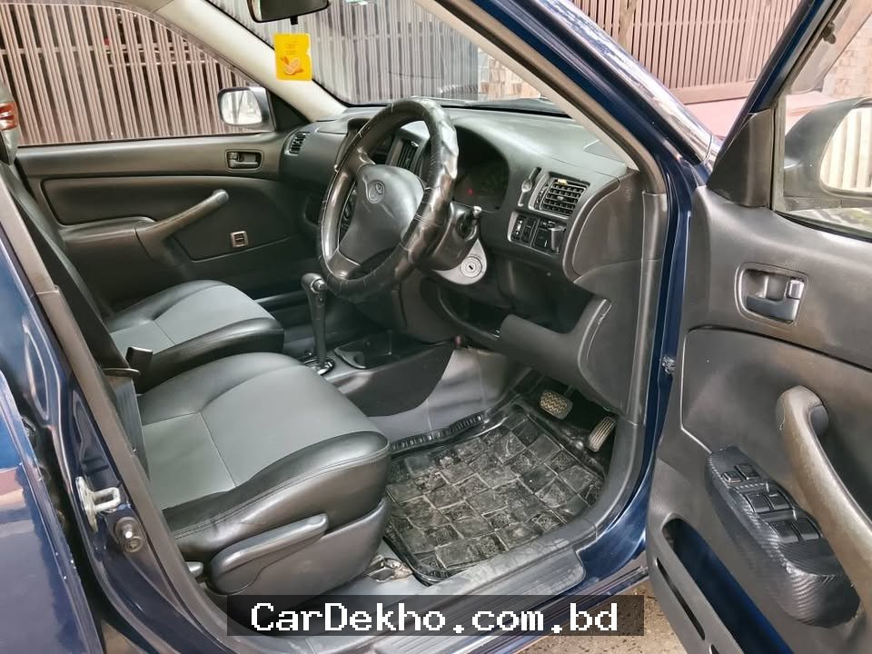 Toyota probox 2004 - Gallery Image 2