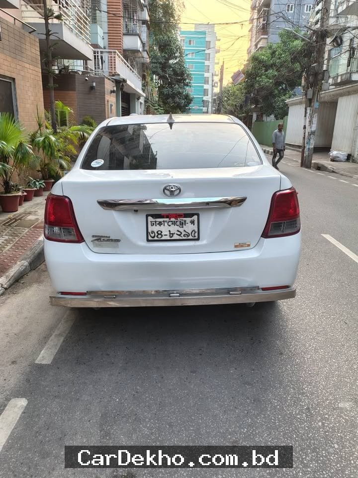 Toyota Axio -2013 - Gallery Image 1