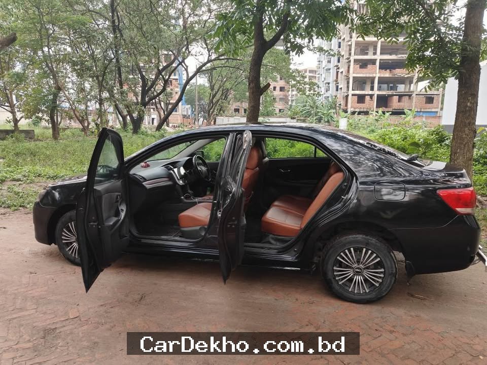 Toyota Allion - Gallery Image 3