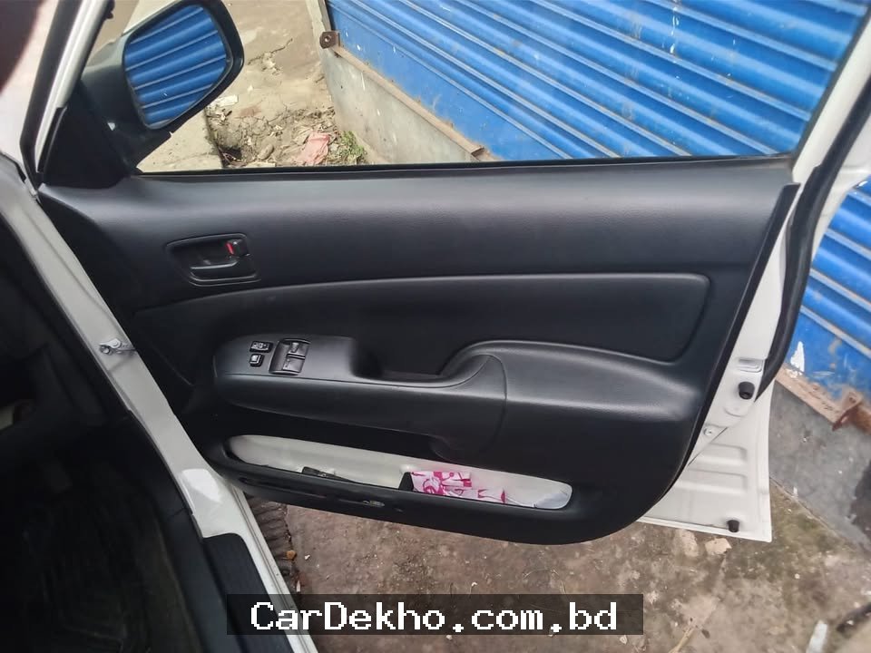 Toyota probox - Gallery Image 5
