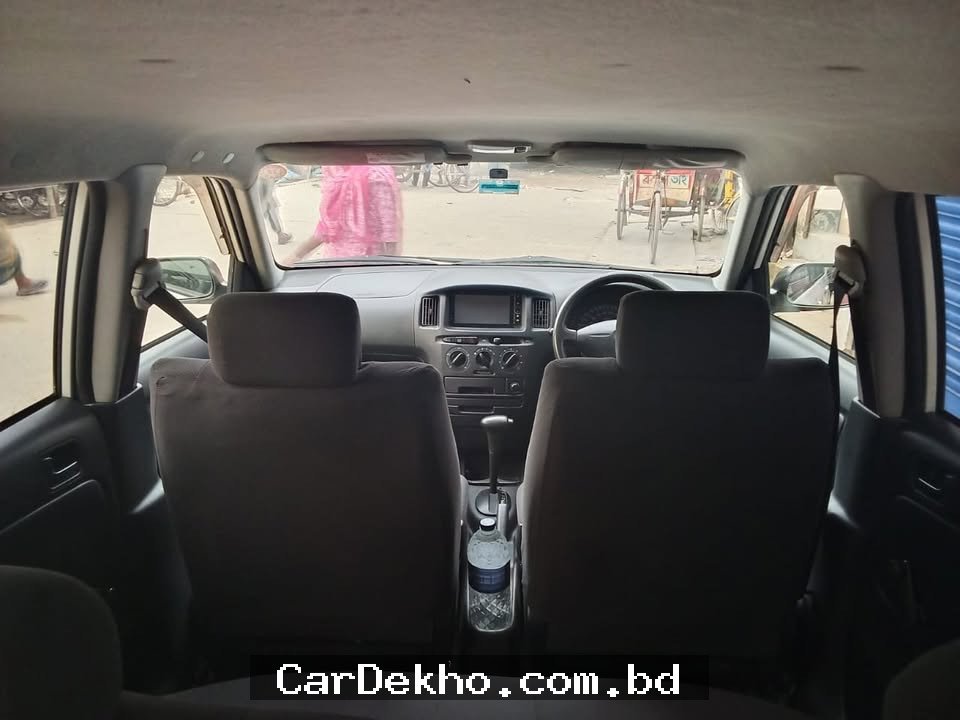 Toyota probox - Gallery Image 8