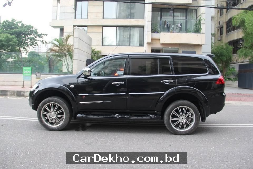 Mitsubishi Pajero Sports 2013 - Gallery Image 3