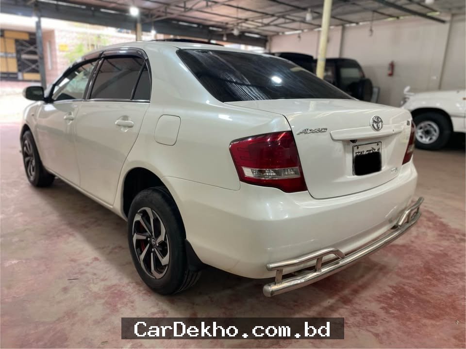Toyota Axio 2011 - Gallery Image 2