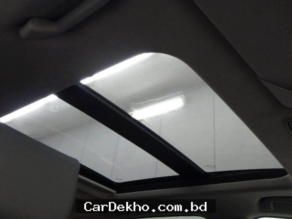 Honda CR-V EX Hybrid - Gallery Image 5