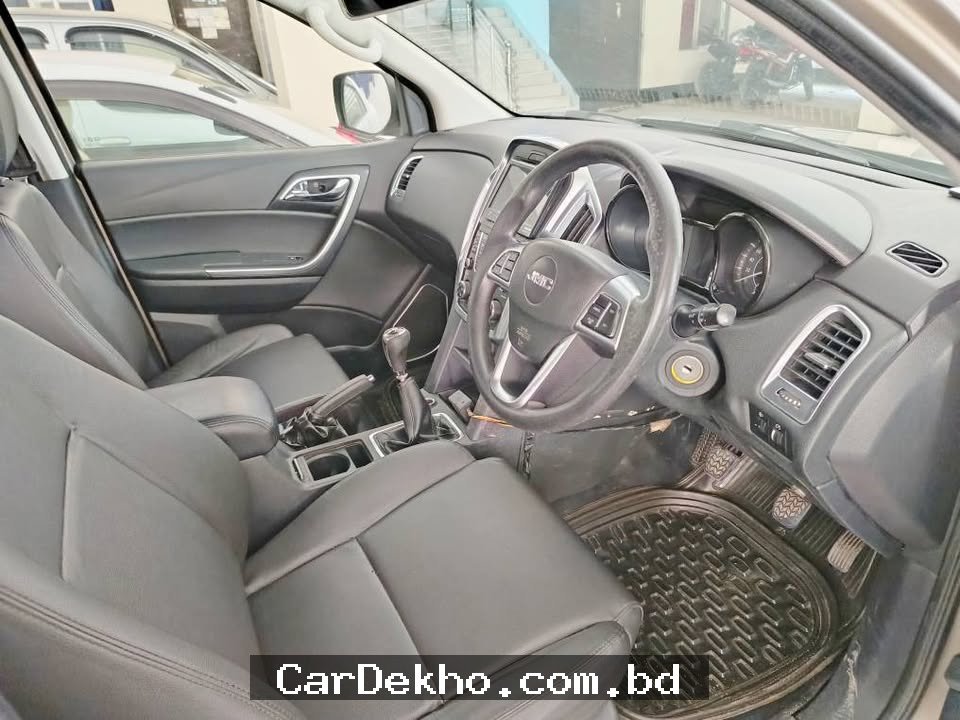 JMC Highlux 2019 - Gallery Image 1