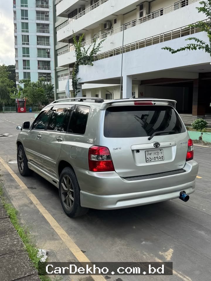 Toyota Kluger G - Gallery Image 2