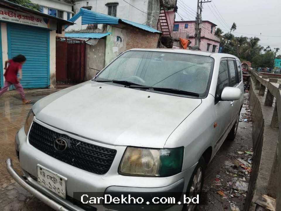 Toyota succeed 2004 - Gallery Image 2