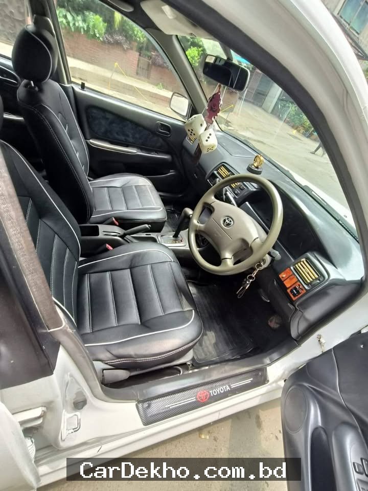 Toyota Corolla 110 - Gallery Image 3