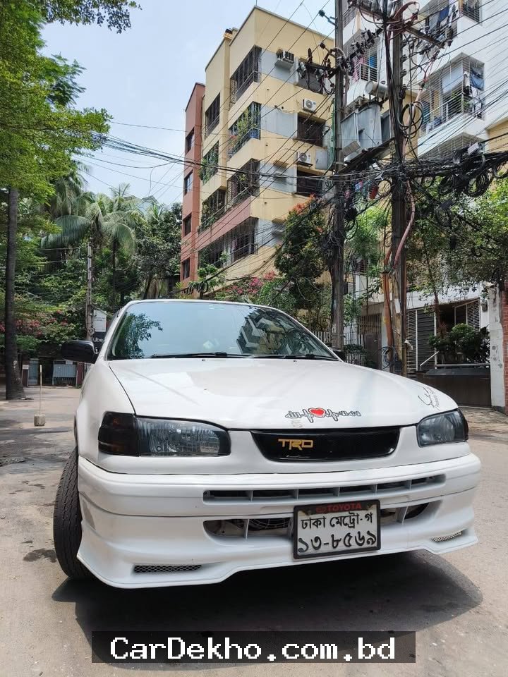Toyota Corolla 110 - Gallery Image 7