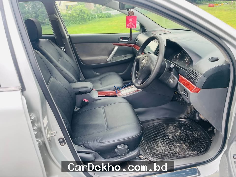 Toyota Premio 2004 - Gallery Image 6