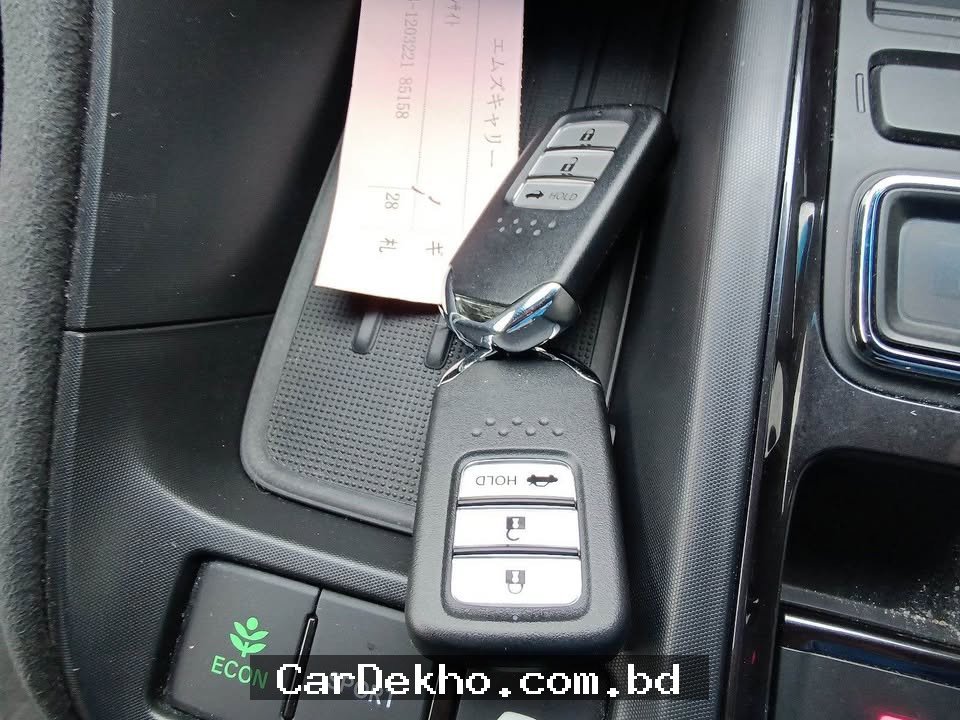 HONDA INSIGHT HYBRID YEAR 2021 - Gallery Image 6