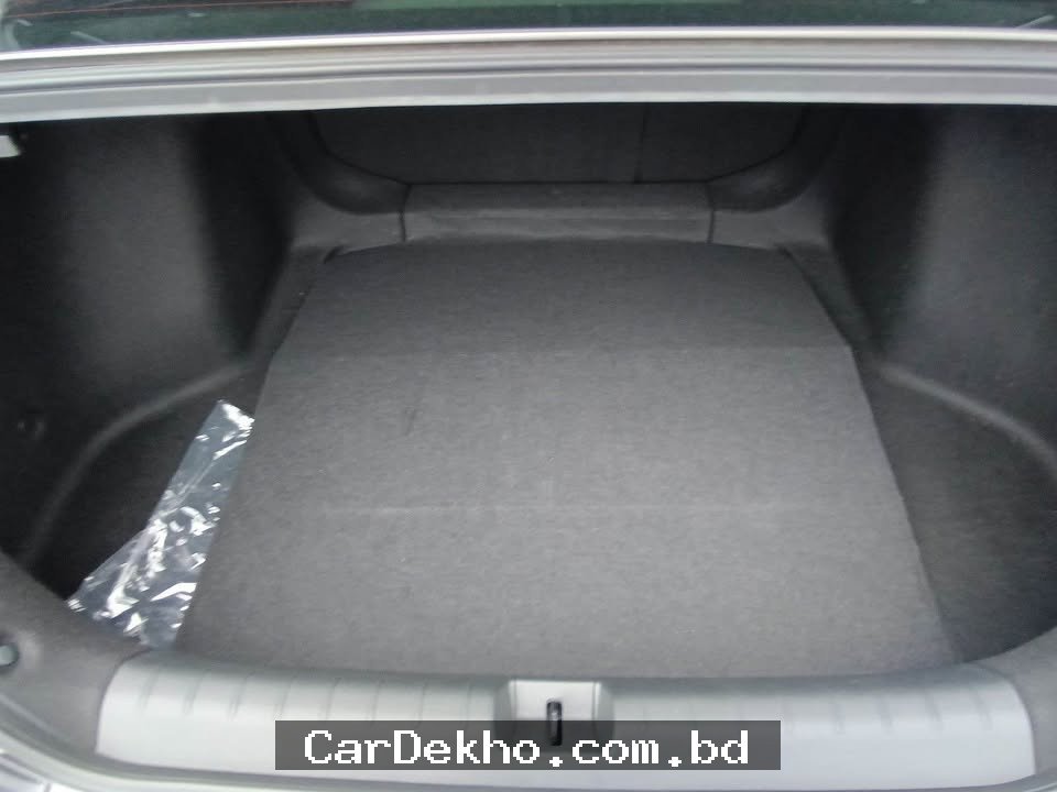 HONDA INSIGHT HYBRID YEAR 2021 - Gallery Image 9