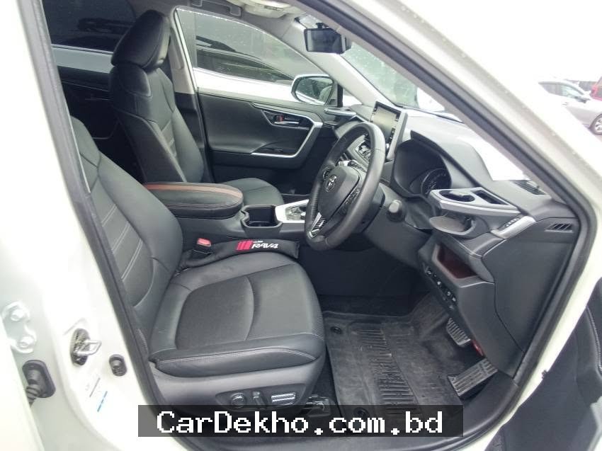 Toyota RAV4 G Package 2022 - Gallery Image 4