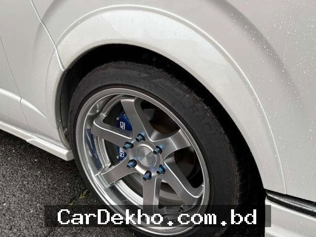 Hiace Super GL Dark Prime II - Gallery Image 10