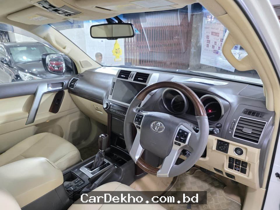 Toyota Land Cruiser Prado - Gallery Image 3
