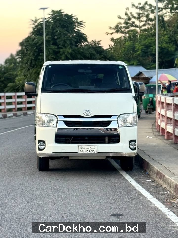 Toyota Hiace Super GL - Gallery Image 1