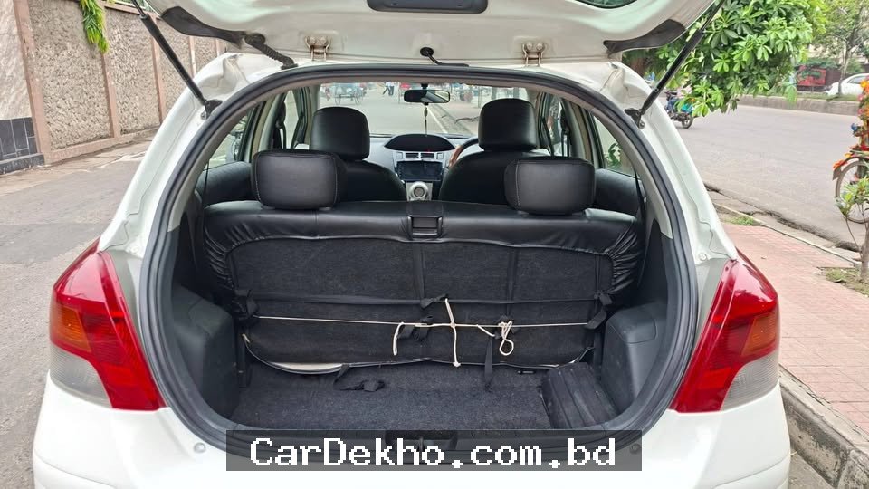 Toyota Vitz 2010 - Gallery Image 3