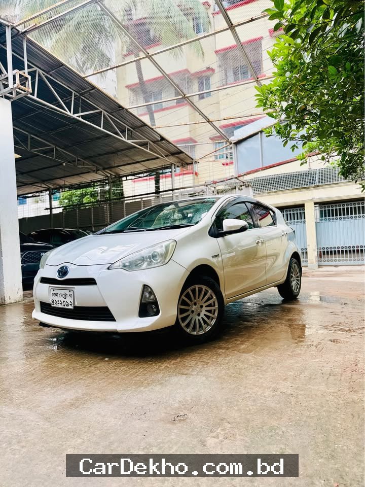 Toyota Aqua 2013 - Gallery Image 1