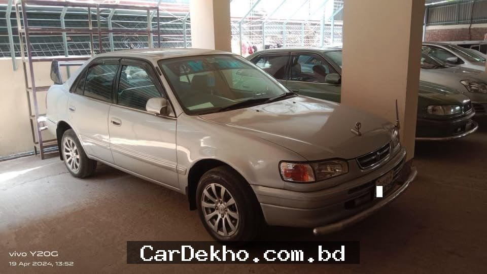 Toyota Corolla - Gallery Image 3