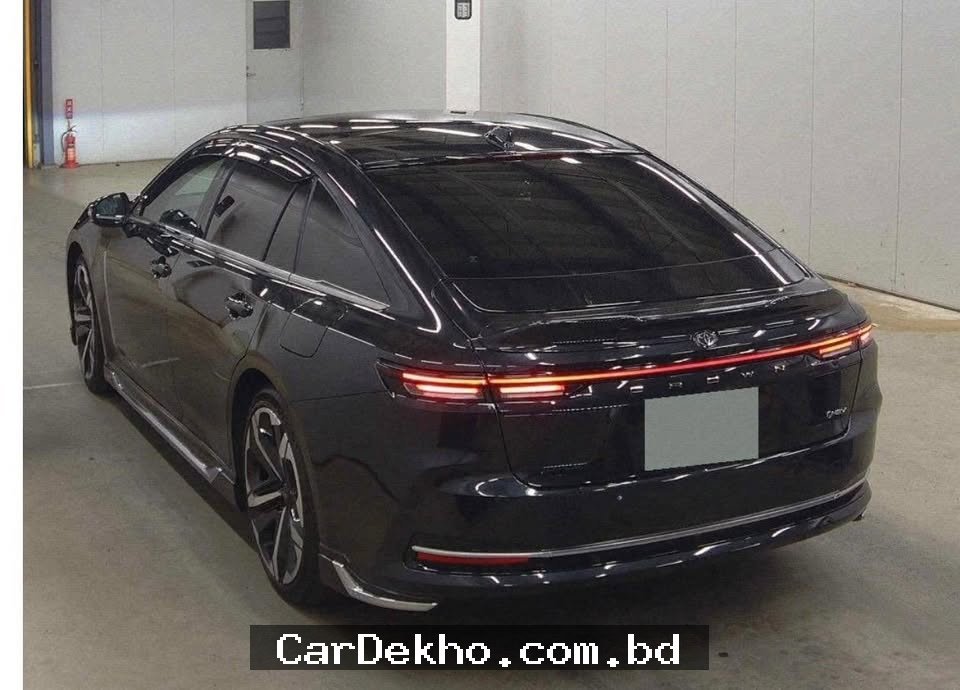 Toyota Crown Z - Gallery Image 3