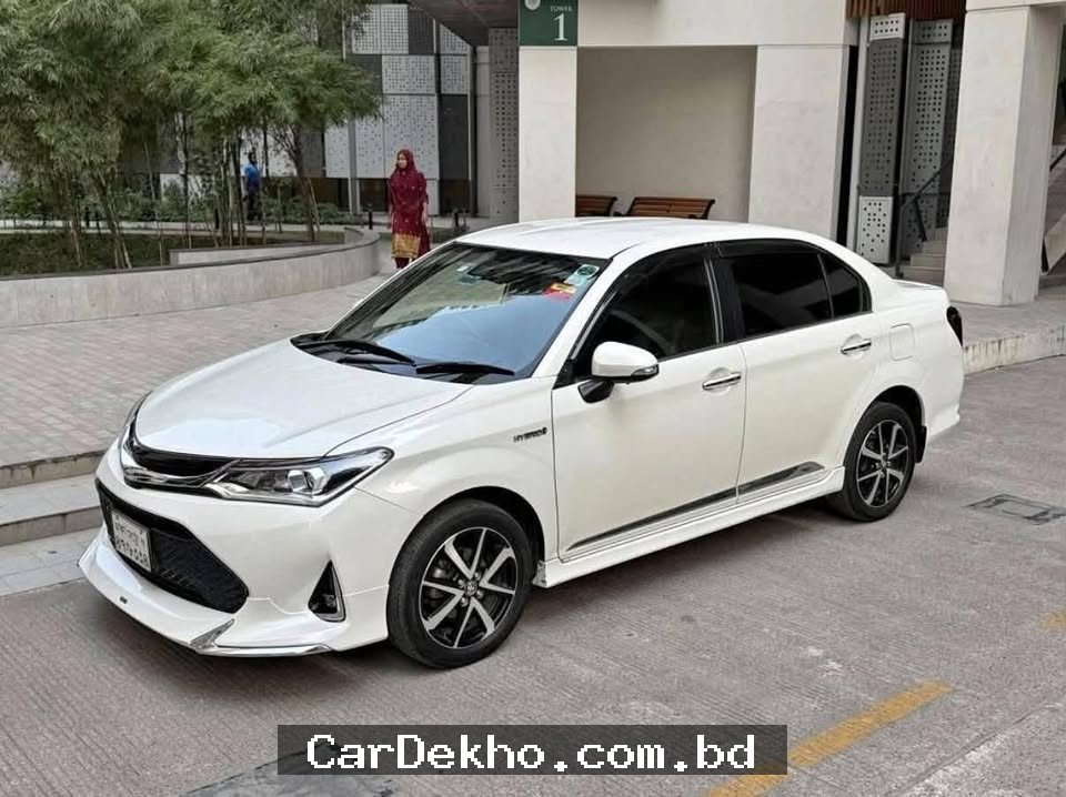 Toyota Axio WXB 2017 - Gallery Image 3