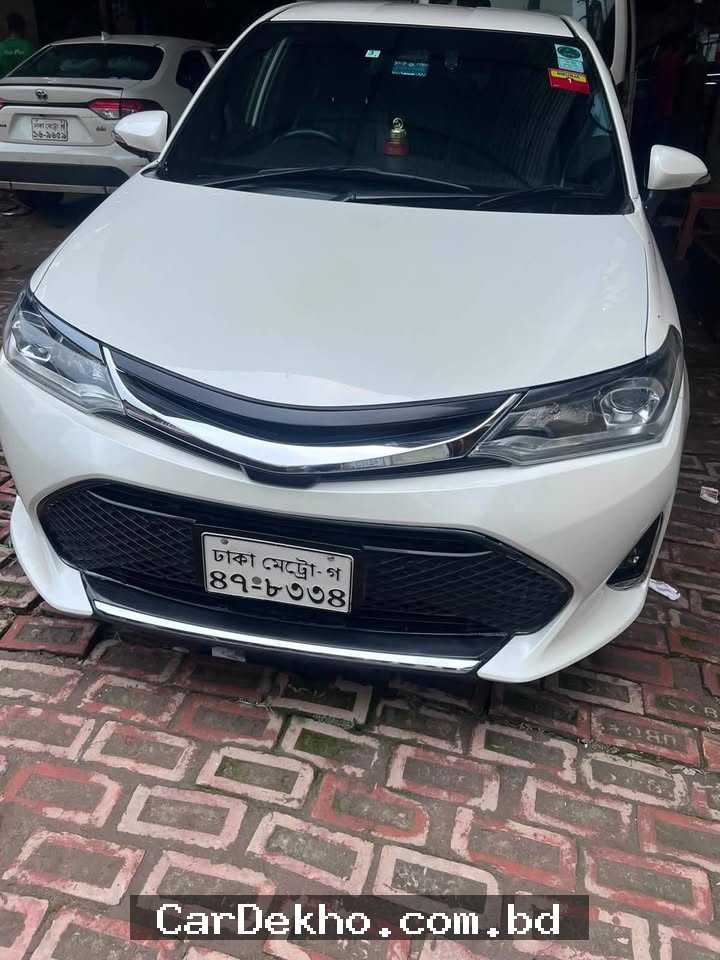 Toyota Axio WXB 2017 - Gallery Image 5