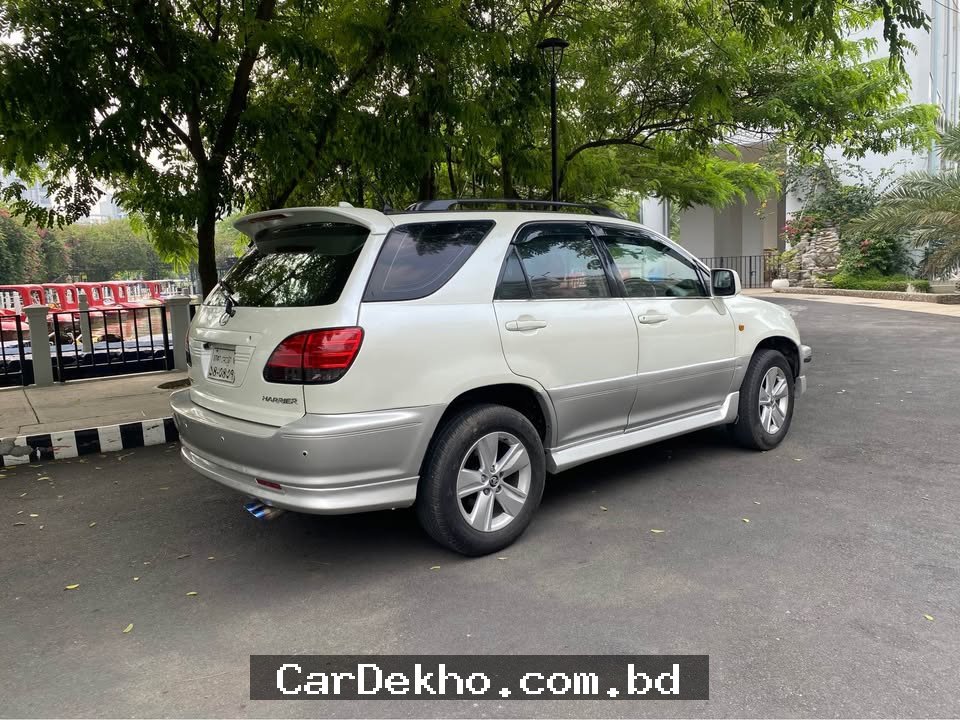 Toyota Harrier Luxes - Gallery Image 9