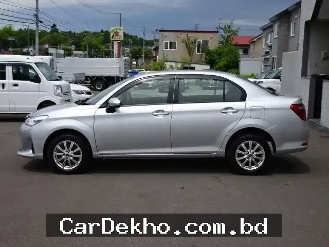 TOYOTA AXIO NON HYBRID - Gallery Image 8