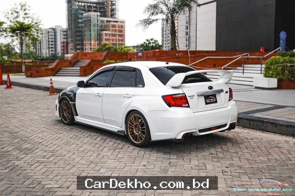 Subaru sti 6 speed manual - Gallery Image 1