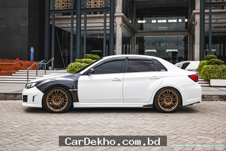 Subaru sti 6 speed manual - Gallery Image 4