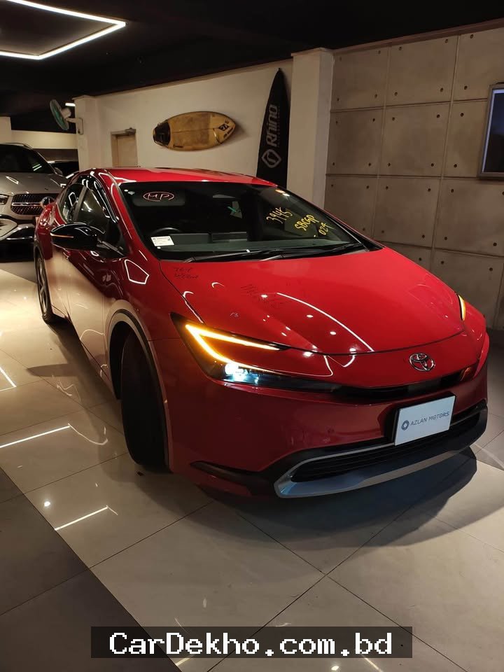 Toyota Prius - Gallery Image 1